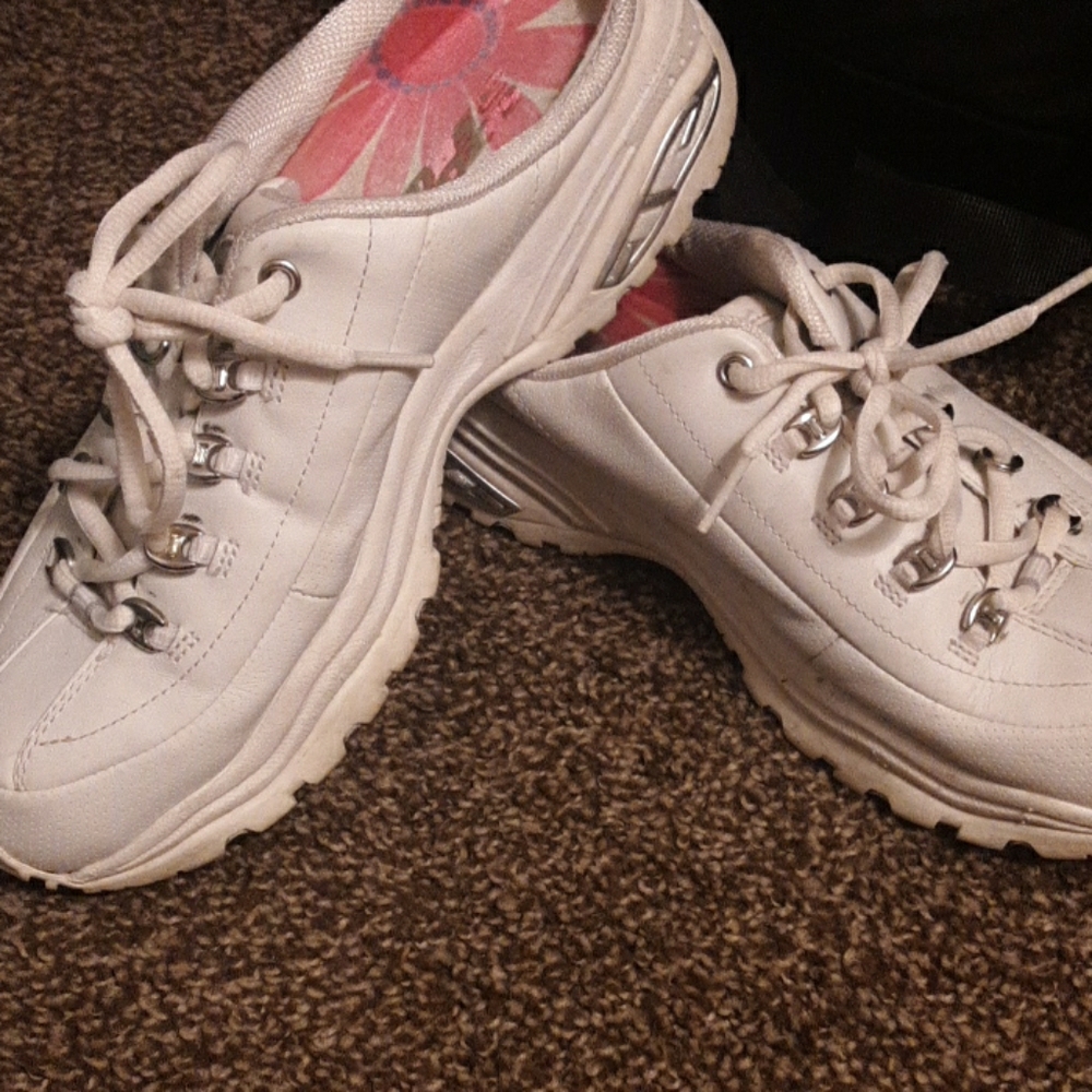 Size 8.5 Slip on Sport Skechers